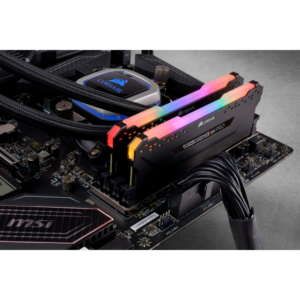 Corsair Vengeance CMW32GX4M2Z3600C18 memoria 32 GB 2 x 16 GB DDR4 3600 MHz - 0840006621003