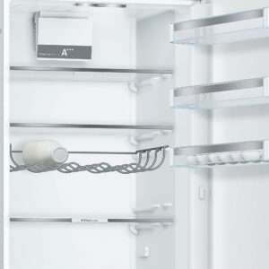 Bosch Serie 6 KGE39ALCA frigorifero con congelatore Libera installazione 343 L C Acciaio inossidabile - 4242005196319
